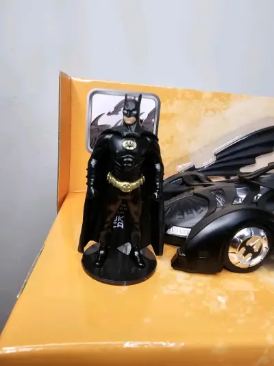 Figura de acción Batman Forever con Batimóvil - miniatura 1