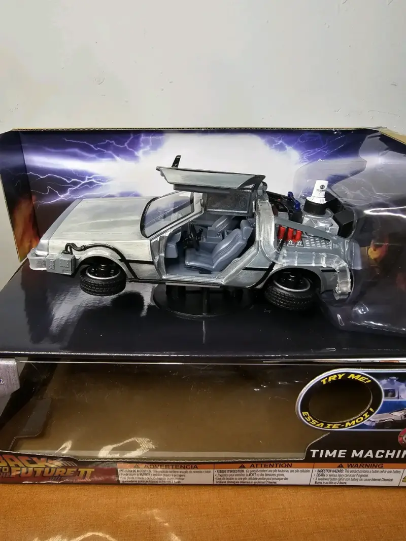 Réplica DeLorean Back to the Future con Luces - 6