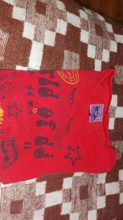 Polera roja estampada Craft Girls talla S - miniatura 4