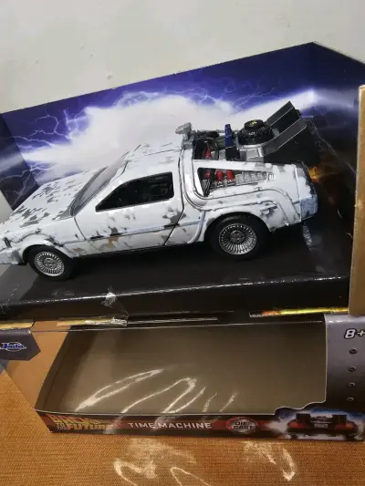 Réplica DeLorean Back to the Future Diecast - miniatura 3