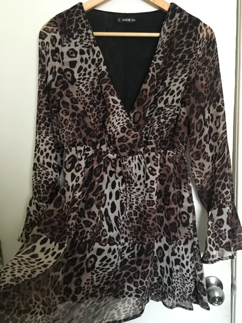Vestido corto estampado animal print - 2