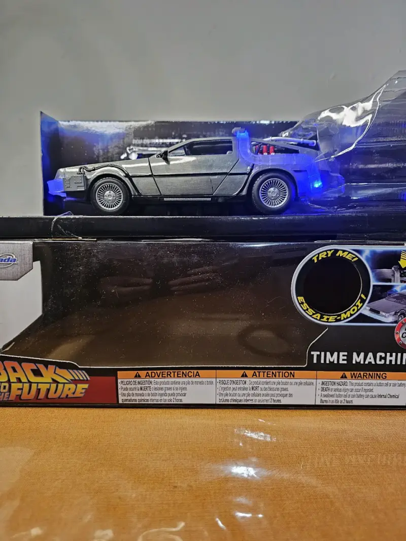 Réplica DeLorean Back to the Future con luces - 1