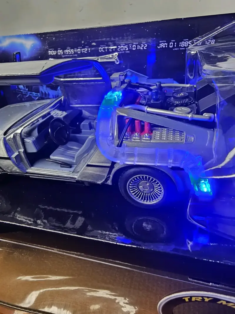 Réplica DeLorean Back to the Future con luces - 5