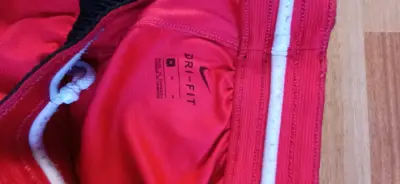 Shorts deportivos Nike rojos Dri-Fit - miniatura 3