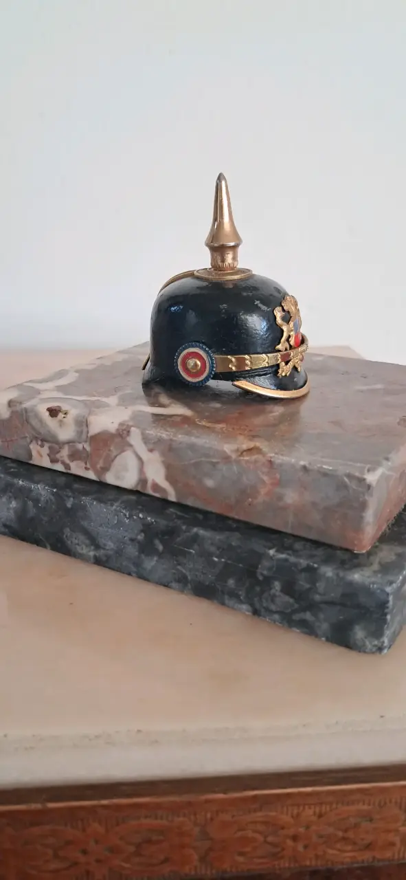 Miniatura de casco militar años 80 - 2