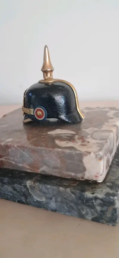 Miniatura de casco militar  años 80 - miniatura 3