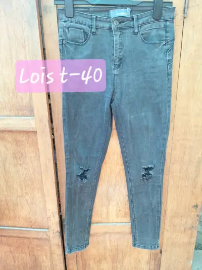 Jeans Lois desgastados talla 40 - miniatura 1