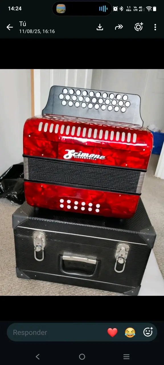 Acordeón Givone Fisarmonica Rojo con Estuche