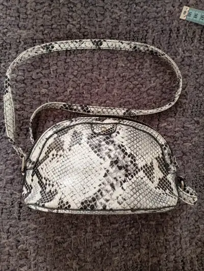 Cartera de Hombro Estilo Serpiente - miniatura 1