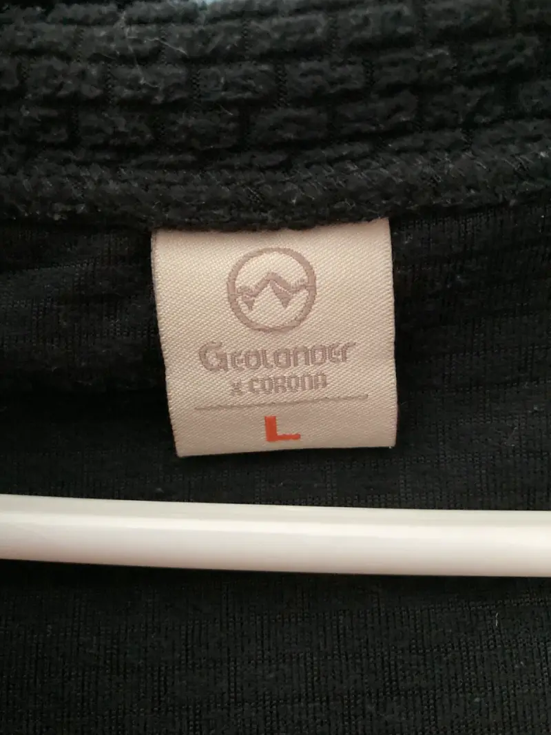 Polar negro con cierre Corona talla L - 4