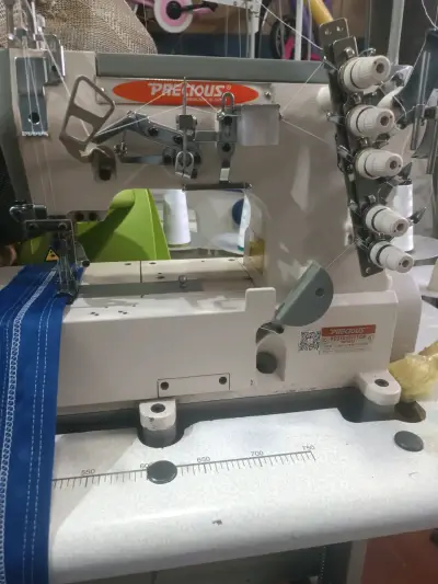 Máquina de Coser colleretera Industrial Precious - miniatura 1