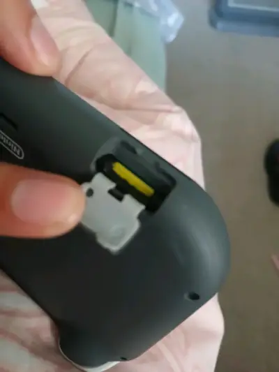 Consola Nintendo Switch Lite gris en buen estado - miniatura 4