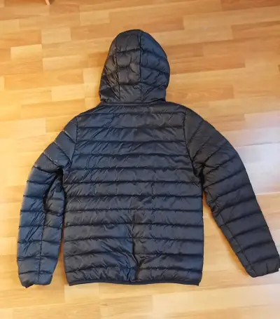 Chaqueta acolchada negra con capucha Umbro - miniatura 4