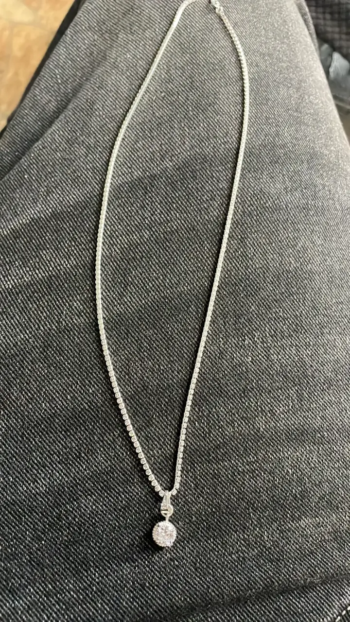 Collar de plata 925 con colgante brillante