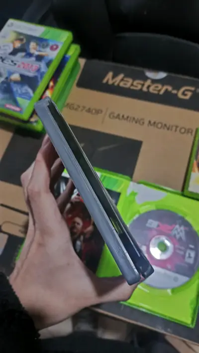 Lote de juegos Xbox 360 con detalles en cajas - miniatura 4