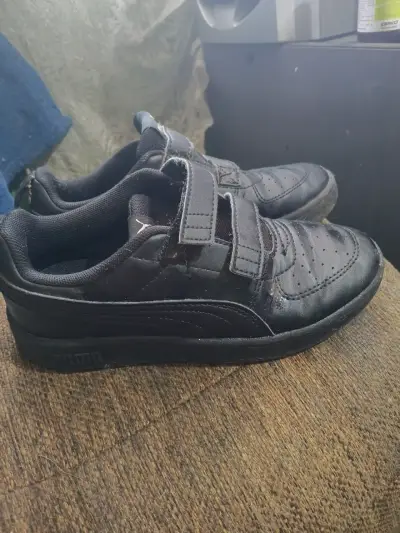 Zapatillas deportivas negras para niño Puma - miniatura 1