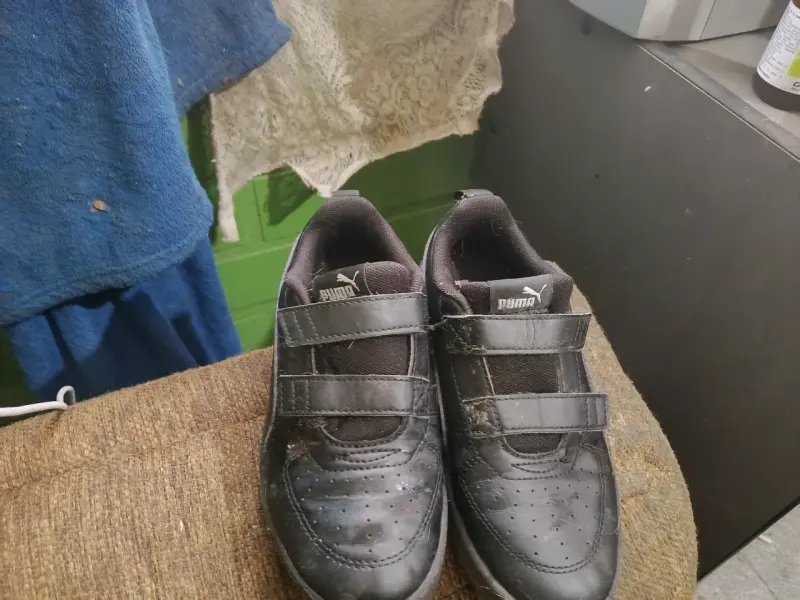 Zapatillas deportivas negras para niño Puma - 2