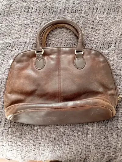 Bolso de cuero marrón vintage - miniatura 1