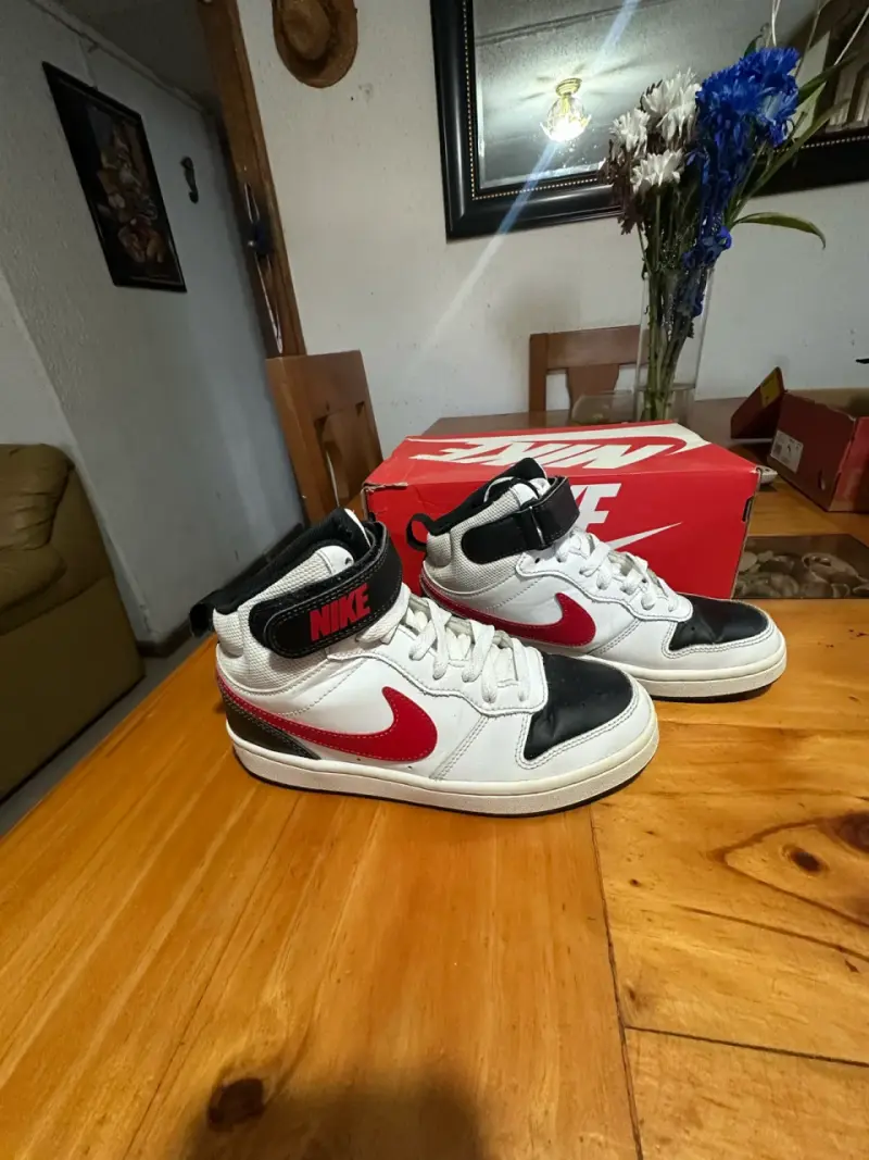 Zapatillas Nike Air Jordan amarillas y negras - 4