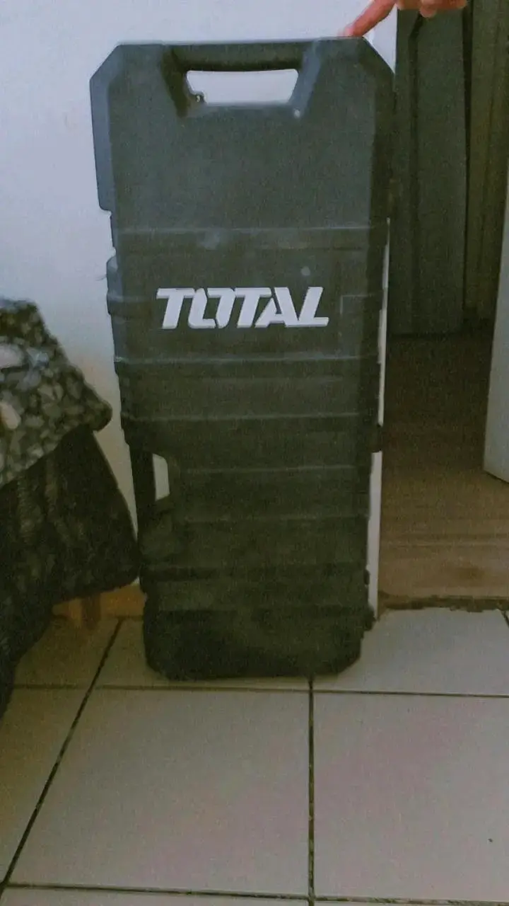 Martillo demoledor Total con estuche - 1