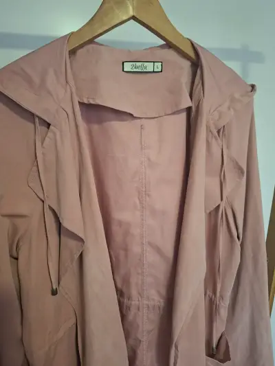 Abrigo ligero rosa con capucha Talla L - miniatura 2