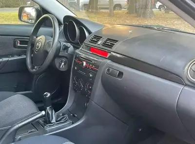 Mazda 3 Sedán 2008 manual - miniatura 6
