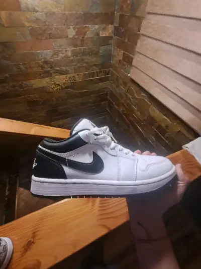 Zapatillas jordan 1 low talla 42.5 - miniatura 5