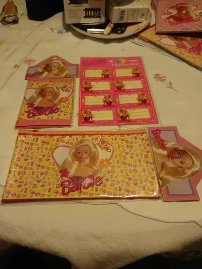 Set Barbie village - miniatura 1