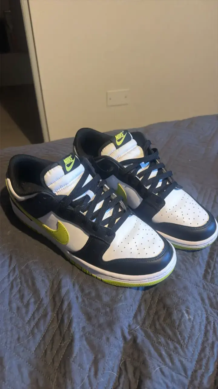 Zapatillas Nike Dunk Low negras y blancas - 1