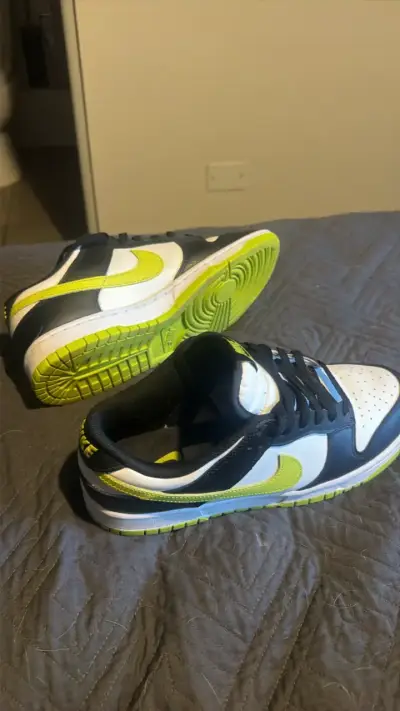 Zapatillas Nike Dunk Low negras y blancas - miniatura 3