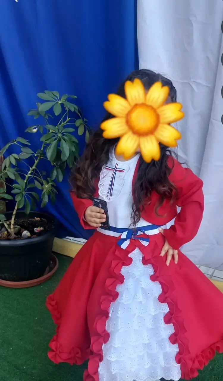 Vestido de huasa para niña rojo con detalles - 4