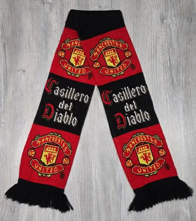 Bufanda Manchester United Casillero del Diablo