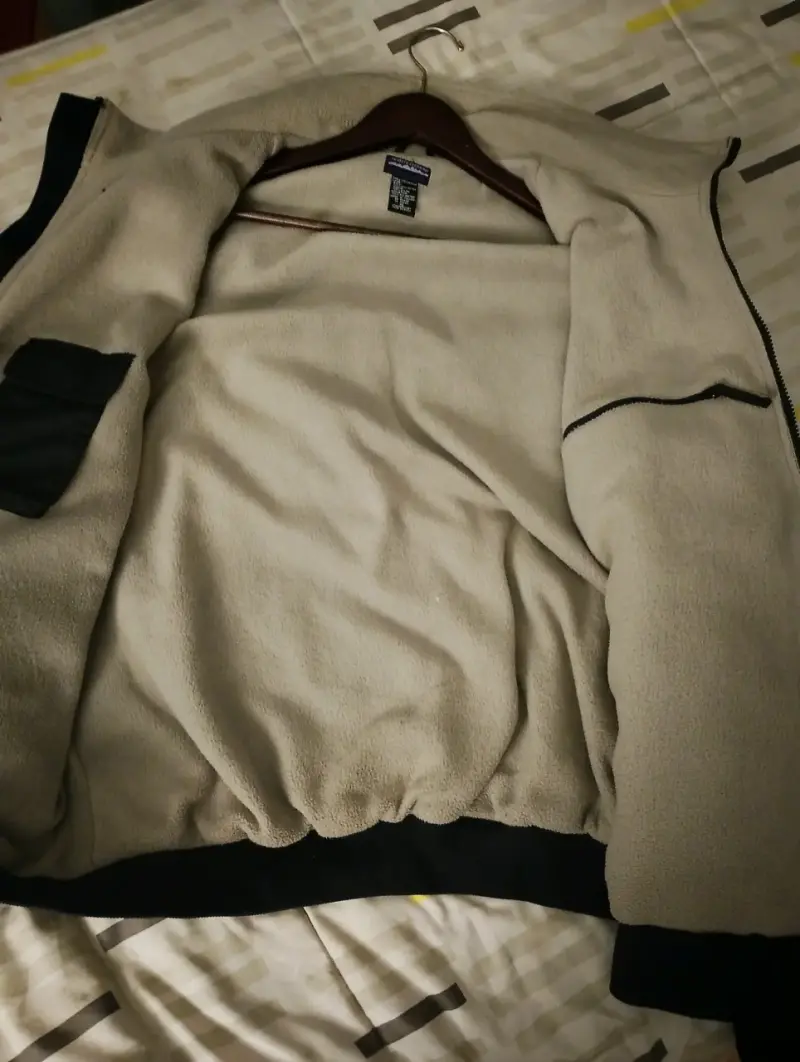 Chaqueta negra con forro polar beige - 2