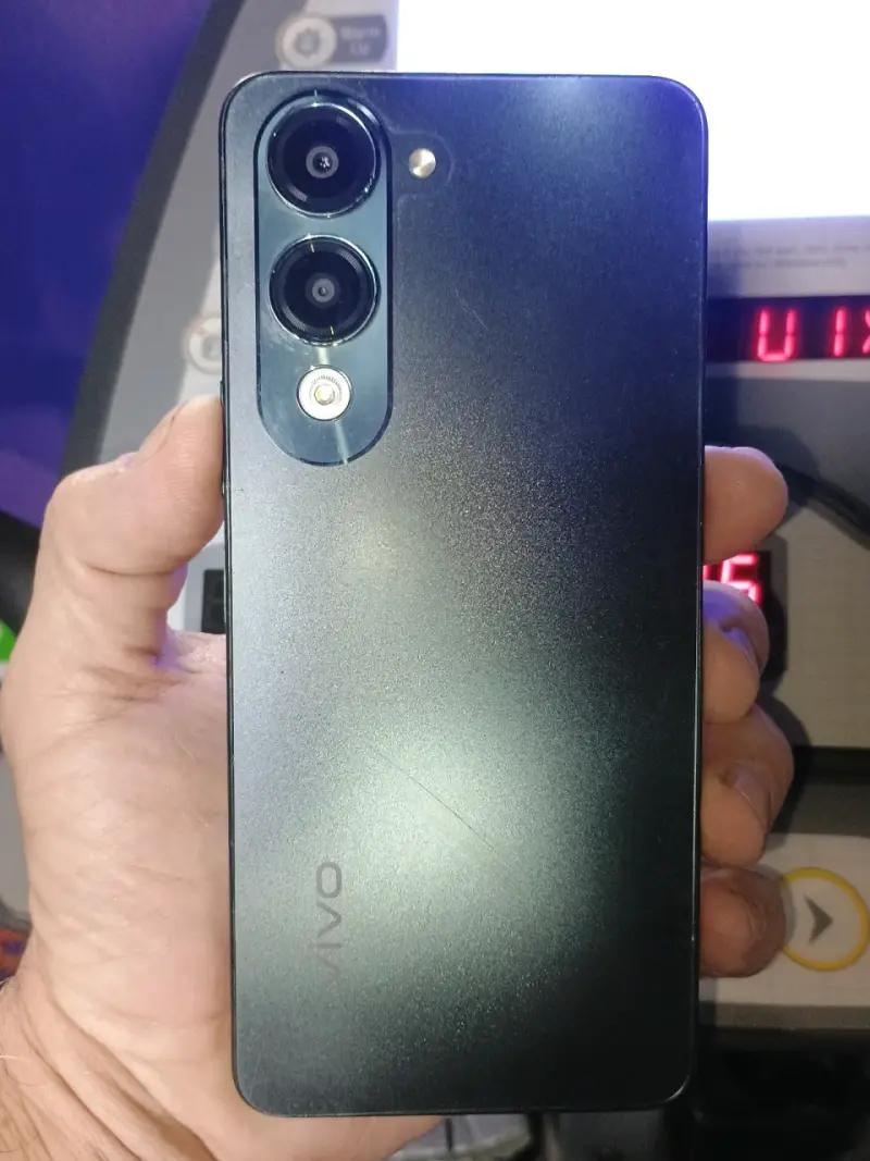 Smartphone Vivo Y29s 5G con 256GB y 6GB RAM - 2