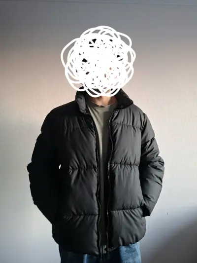 Chaqueta acolchada negra para hombre - miniatura 1