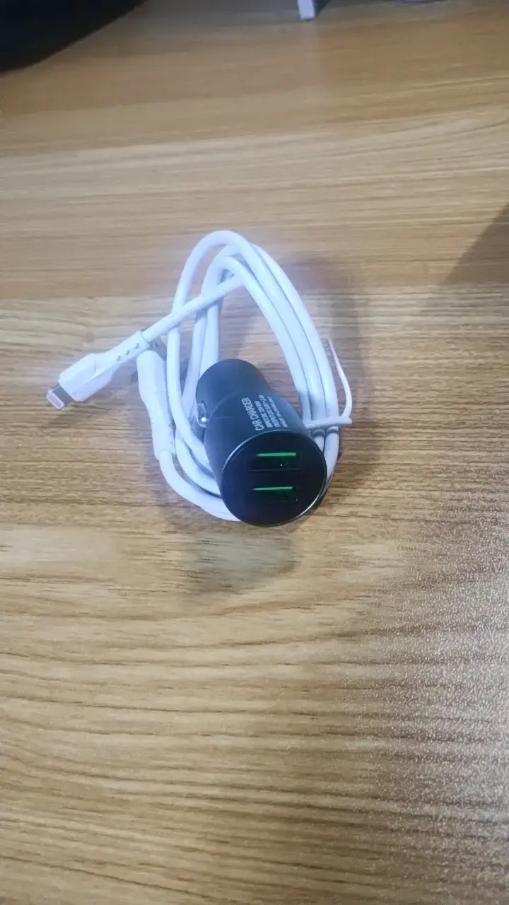 Cargador Auto ( rápida) con Cable iPhone - 1