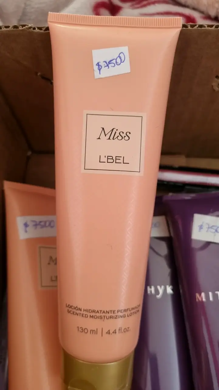 Loción Hidratante Perfumada Miss L'Bel 130ml
