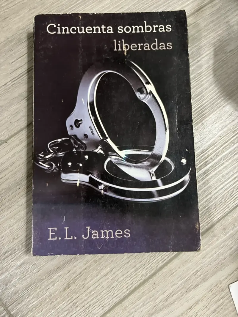 Libro Cincuenta Sombras Liberadas de E.L. James