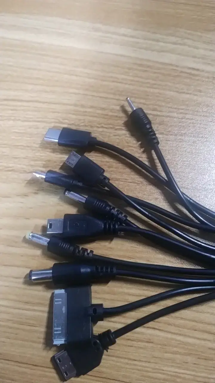 Cable USB multipuertos celular - 3