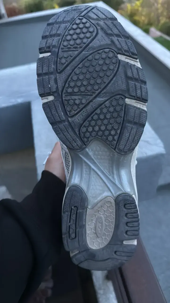 Zapatillas deportivas Asics blancas para correr - 5