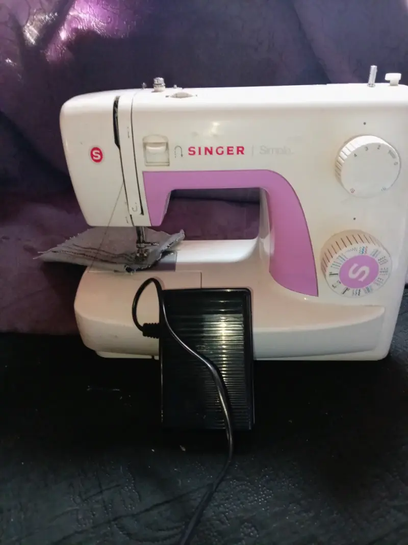 Máquina de Coser Singer Simple con Pedal - 7