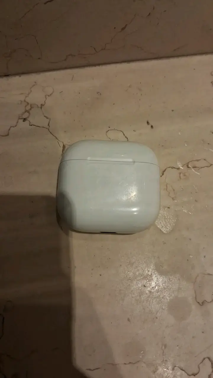 Airpods 4 cancelación de ruido - 2