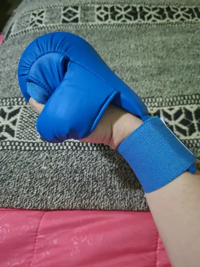 Guantes de karate Azules Ovins Talla S - miniatura 3