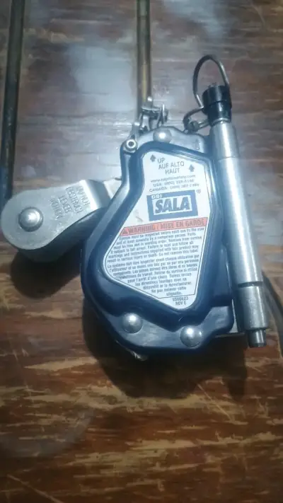 Dispositivo anticaídas DBI SALA para seguridad en altura - miniatura 1