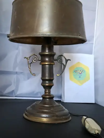 Lámpara de mesa vintage de bronce - miniatura 3