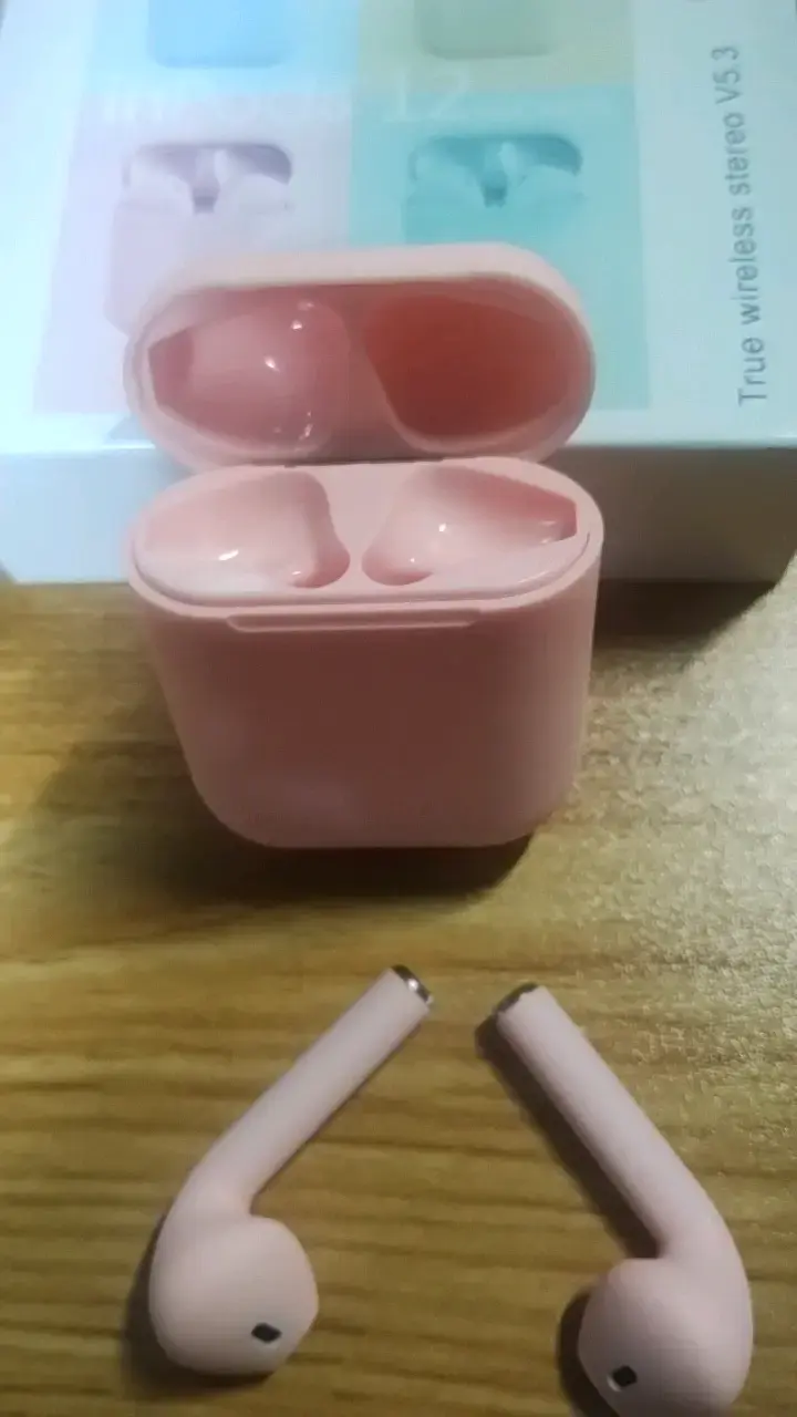 Audífonos inalámbricos rosa con estuche - 2