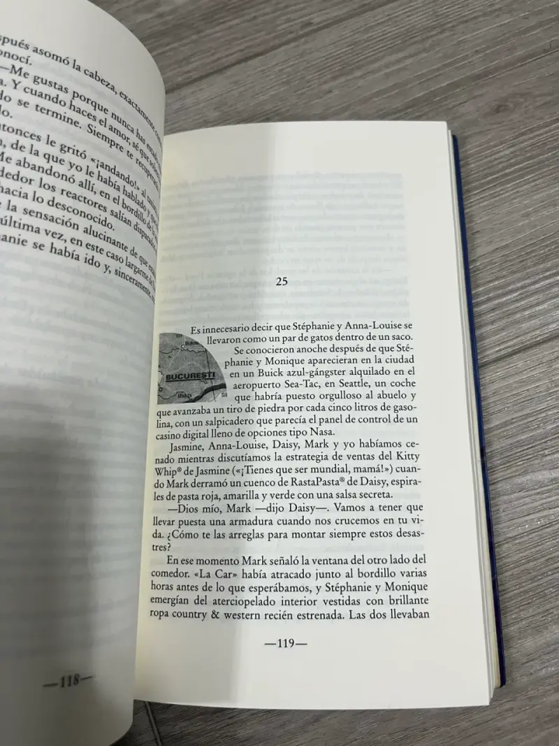 Libro 'Planeta Champú' de Douglas Coupland - 2