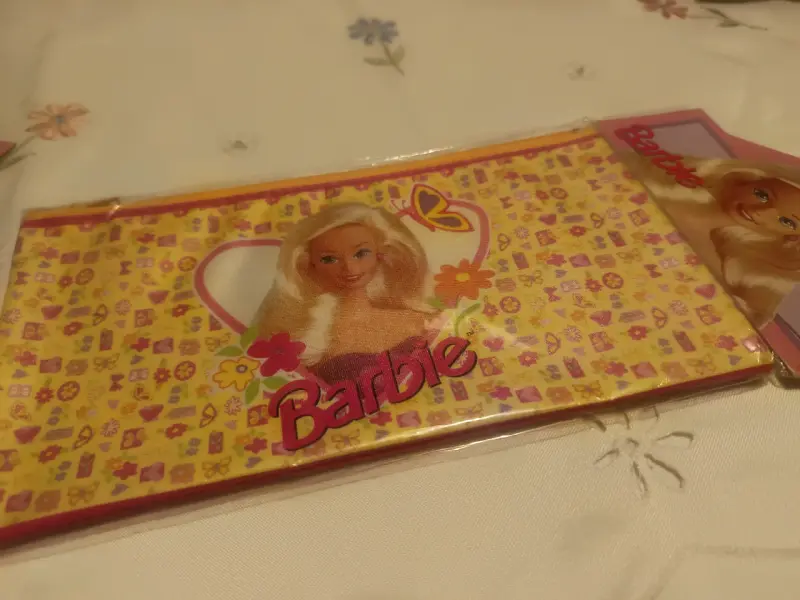 Estuche Barbie village sellado - 3