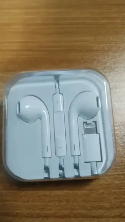 Audífonos con cable iPhone - miniatura 1