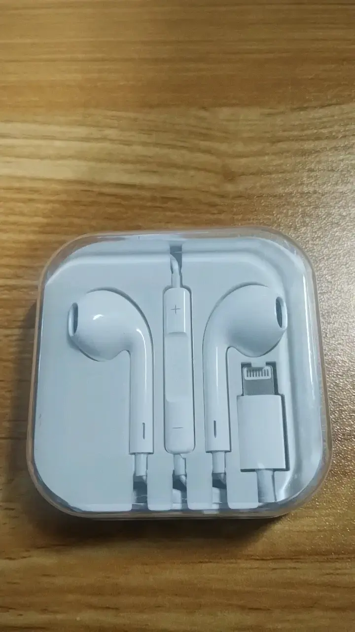 Audífonos con cable iPhone - 1